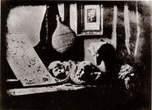 220px-daguerreotype_daguerre_atelier_1837.jpg